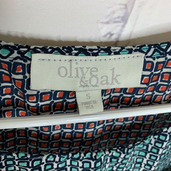 Olive & Oak small tank top - Picture 2 of 3